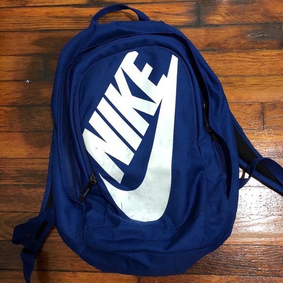 blue nike rucksack